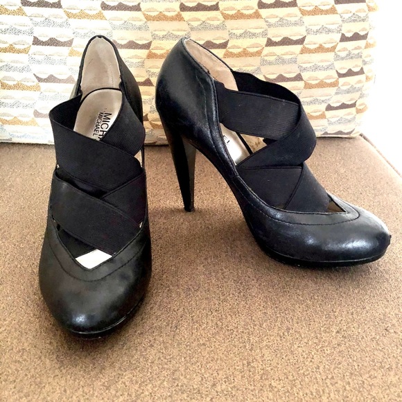 Michael Kors Shoes - Picture 1 of 6